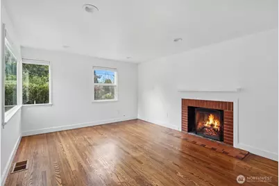 4303 Baker Avenue NW, Seattle, WA 98107 - Photo 2