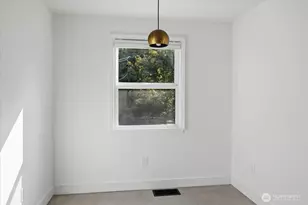 4303 Baker Ave NW, Seattle, WA 98107 - Photo 8