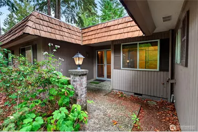 1748 Camden Park Drive SW, Olympia, WA 98512 - Photo 2