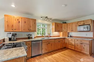 223 Salkum Heights Dr, Salkum, WA 98582 - Photo 12