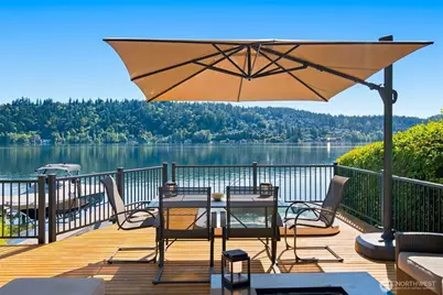 2002 W Lake Sammamish Parkway NE, Redmond, WA 98052 - Photo 1