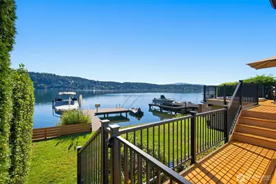 2002 W Lake Sammamish Parkway NE, Redmond, WA 98052 - Photo 4