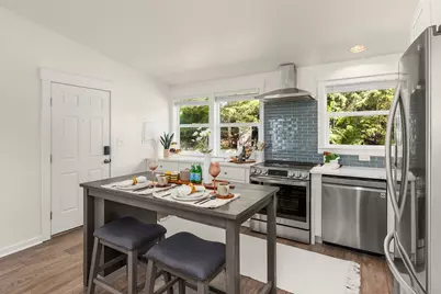 1574 NE Park View Dr #5, Bainbridge Island, WA 98110 - Photo 8