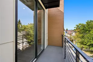 542 N 104th St, Seattle, WA 98133 - Photo 32