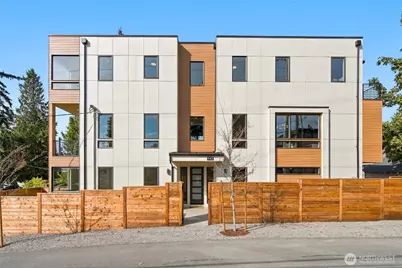 542 N 104th Street, Seattle, WA 98133 - Photo 1
