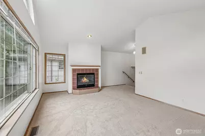 15617 NE 70th Court #D109, Redmond, WA 98052 - Photo 14