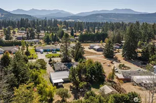 160 Lorraine Dr, Sequim, WA 98382 - Photo 2