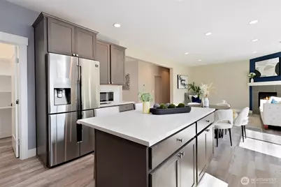 4913 NE 1st Street, Renton, WA 98059 - Photo 12
