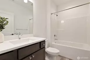 4913 NE 1st St, Renton, WA 98059 - Photo 18