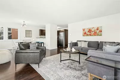 120 NW 39th Street #208, Seattle, WA 98107 - Photo 2