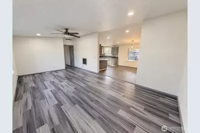 7522 157th Street E #53, Puyallup, WA 98375 - Photo 4
