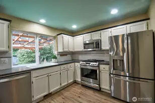 2927 Westside Dr NW, Olympia, WA 98502 - Photo 12