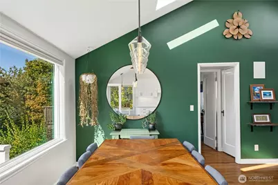 2837 12th Avenue W, Seattle, WA 98119 - Photo 12