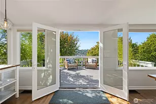 2837 12th Ave W, Seattle, WA 98119 - Photo 18