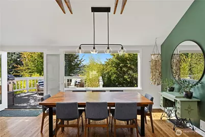 2837 12th Avenue W, Seattle, WA 98119 - Photo 10