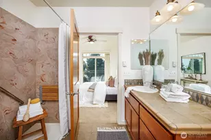 6015 Phinney Ave N, Seattle, WA 98103 - Photo 18
