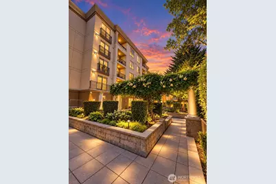 118 107th Avenue NE #B403, Bellevue, WA 98004 - Photo 1