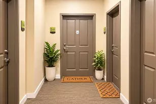 118 107th Ave NE, Bellevue, WA 98004 - Photo 2