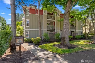 7711 NE 175th St, Kenmore, WA 98028 - Photo 1