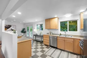 17716 Densmore Ave N, Shoreline, WA 98133 - Photo 6