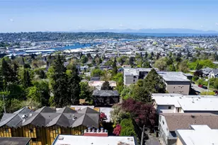 4511 Greenwood Ave N, Seattle, WA 98103 - Photo 22