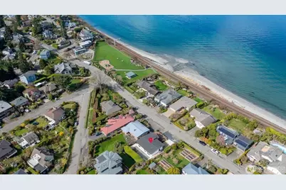 2425 NW Blue Ridge Drive, Seattle, WA 98177 - Photo 26