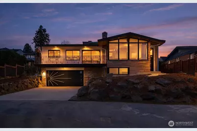 2425 NW Blue Ridge Drive, Seattle, WA 98177 - Photo 2