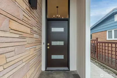 2425 NW Blue Ridge Drive, Seattle, WA 98177 - Photo 4