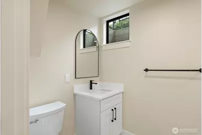 2425 NW Blue Ridge Drive, Seattle, WA 98177 - Photo 22