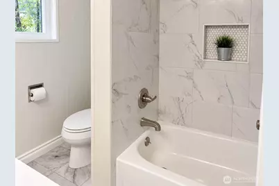 959 Hoquiam Avenue NE, Renton, WA 98059 - Photo 18