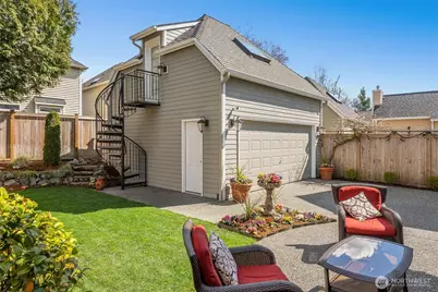 4234 249th Court SE, Sammamish, WA 98029 - Photo 34