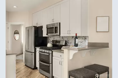 4234 249th Court SE, Sammamish, WA 98029 - Photo 16