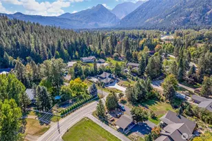 9567 E Leavenworth Rd, Leavenworth, WA 98826 - Photo 2