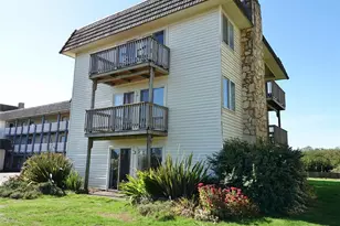 615 Ocean Shores Blvd NW, Ocean Shores, WA 98569 - Photo 2