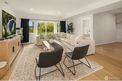 18619 NE Woodinville-Duvall Road, Woodinville, WA 98072 - Photo 32