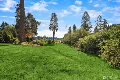 18619 NE Woodinville-Duvall Road, Woodinville, WA 98072 - Photo 36