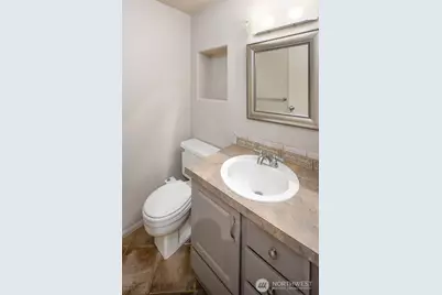 150 Melrose Avenue E #407, Seattle, WA 98102 - Photo 18