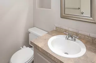 150 Melrose Ave E, Seattle, WA 98102 - Photo 18