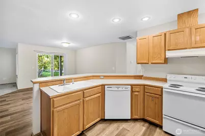 17007 W Lake Goodwin Road, Stanwood, WA 98292 - Photo 10
