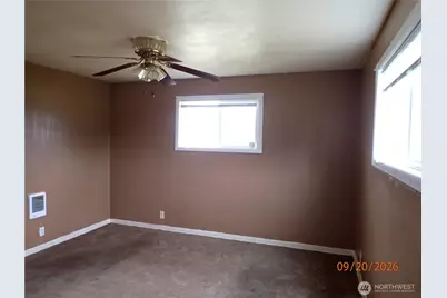2249 Michigan Avenue, Raymond, WA 98577 - Photo 16