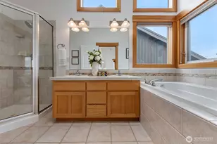 16 Florentia St, Seattle, WA 98109 - Photo 14