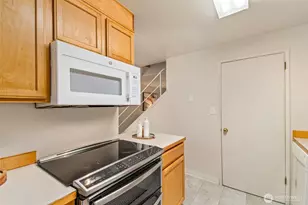 7419 212th St SW, Edmonds, WA 98026 - Photo 12