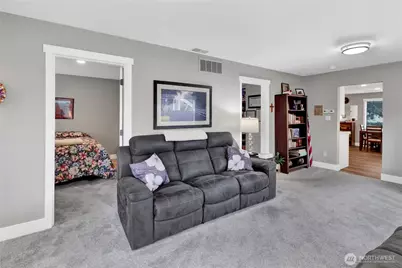 319 First Street, Sumas, WA 98295 - Photo 6