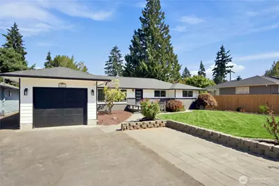 6821 190th Street SW, Lynnwood, WA 98036 - Photo 2