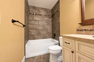 98 NW Glade Ct, Bremerton, WA 98311 - Photo 18