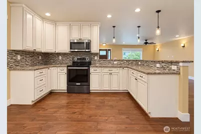 98 NW Glade Court, Bremerton, WA 98311 - Photo 10