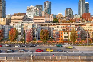 2000 Alaskan Wy, Seattle, WA 98121 - Photo 4