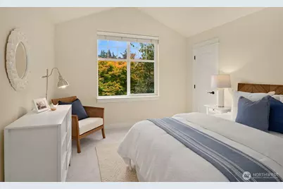 3432 33rd Avenue W, Seattle, WA 98199 - Photo 32