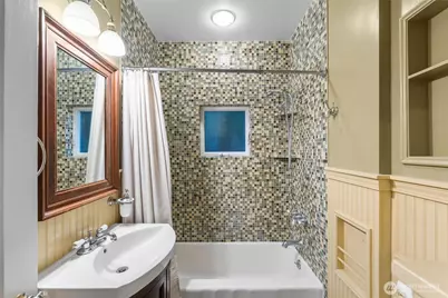 6705 56th Avenue S, Seattle, WA 98118 - Photo 14
