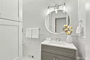1723 NE 92nd St, Seattle, WA 98115 - Photo 30